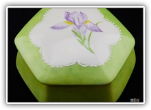 Lee Harvey - Iris on Green Trinket Box